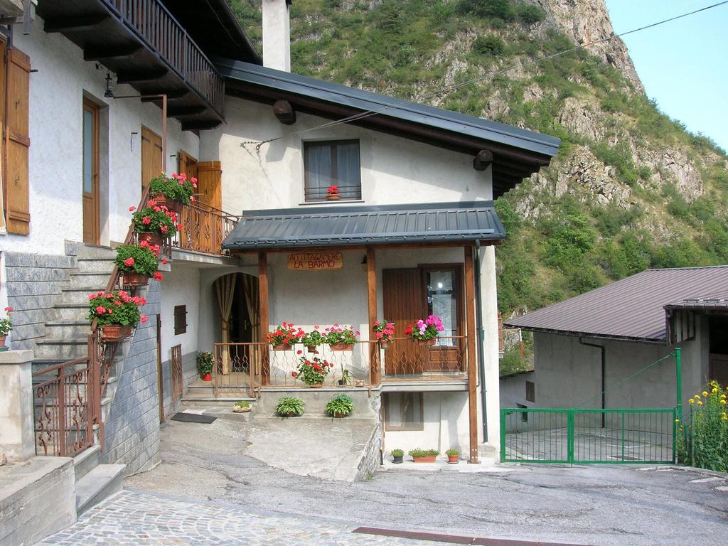 La Barmo Affittacamere Pietraporzio Экстерьер фото